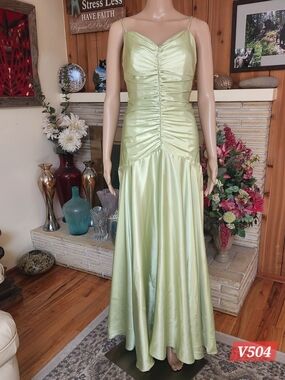 Vintage Jessica McClintock for Gunne Sax Apple Green Satin Gown